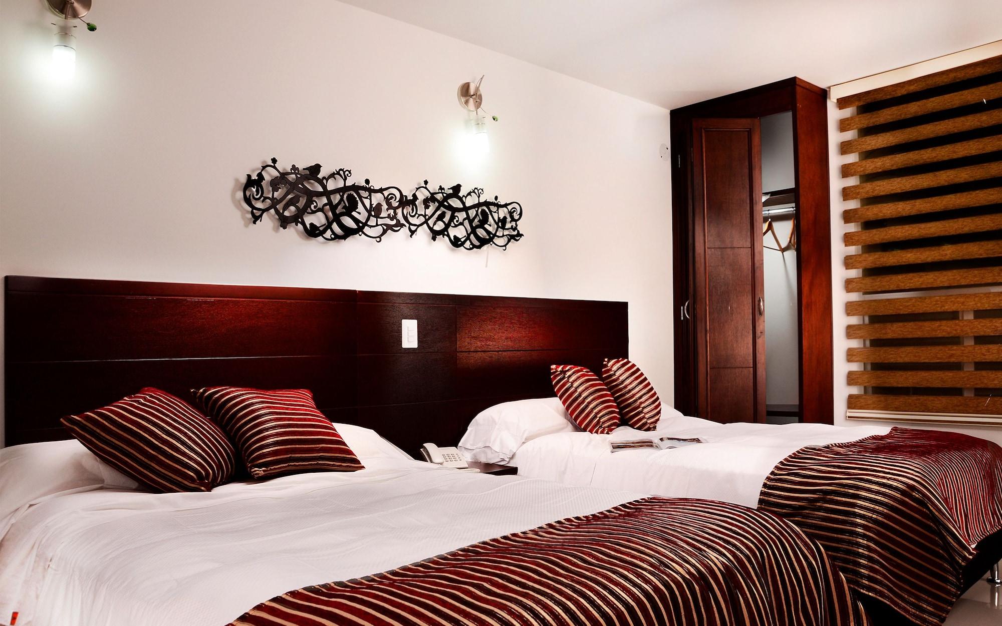 Hotel Parque 63 Bogota Bagian luar foto