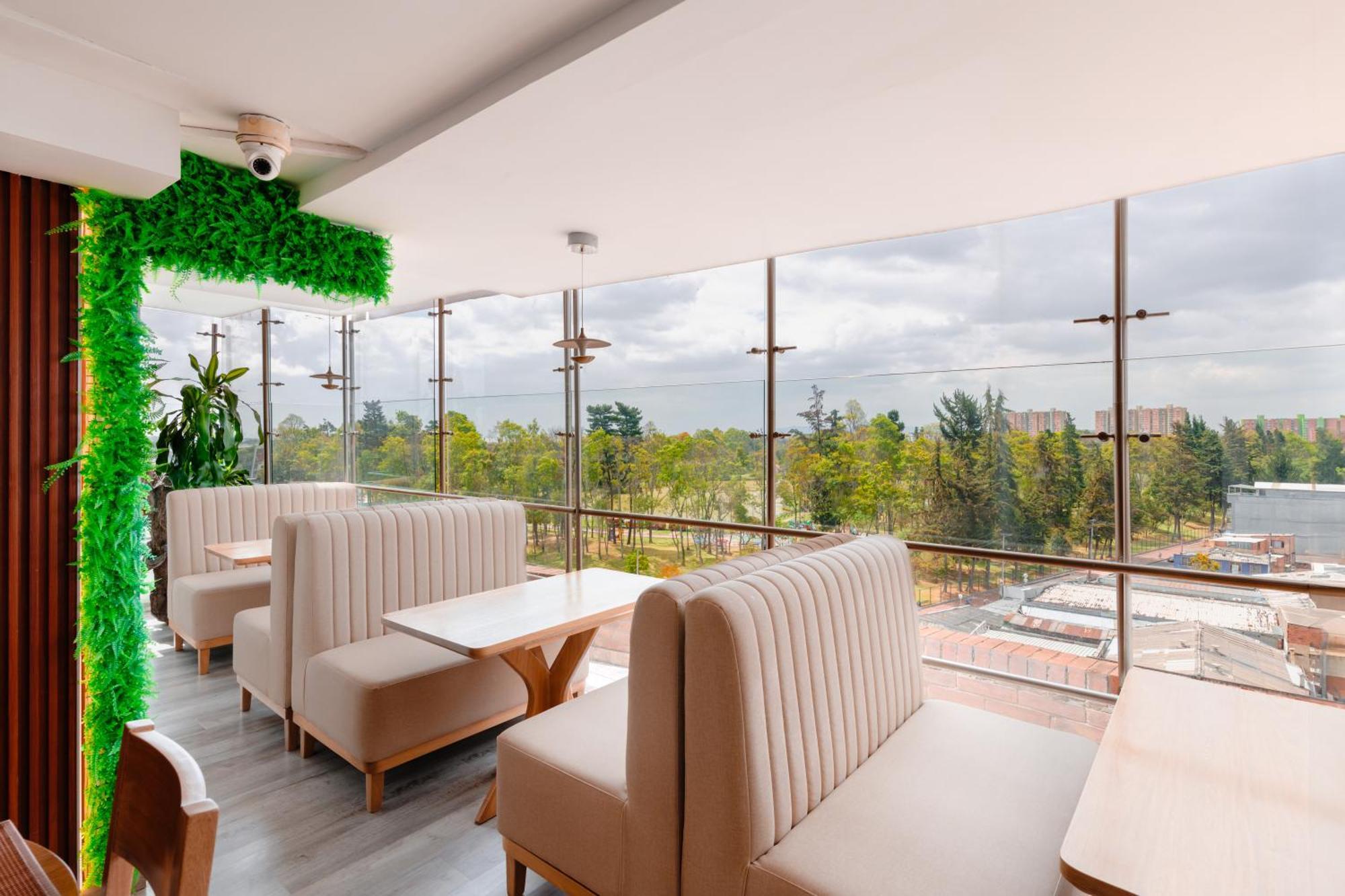 Hotel Parque 63 Bogota Bagian luar foto