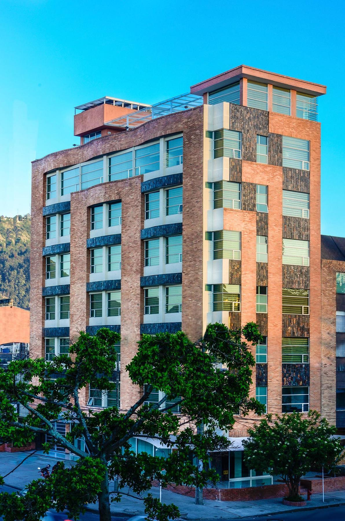 Hotel Parque 63 Bogota Bagian luar foto